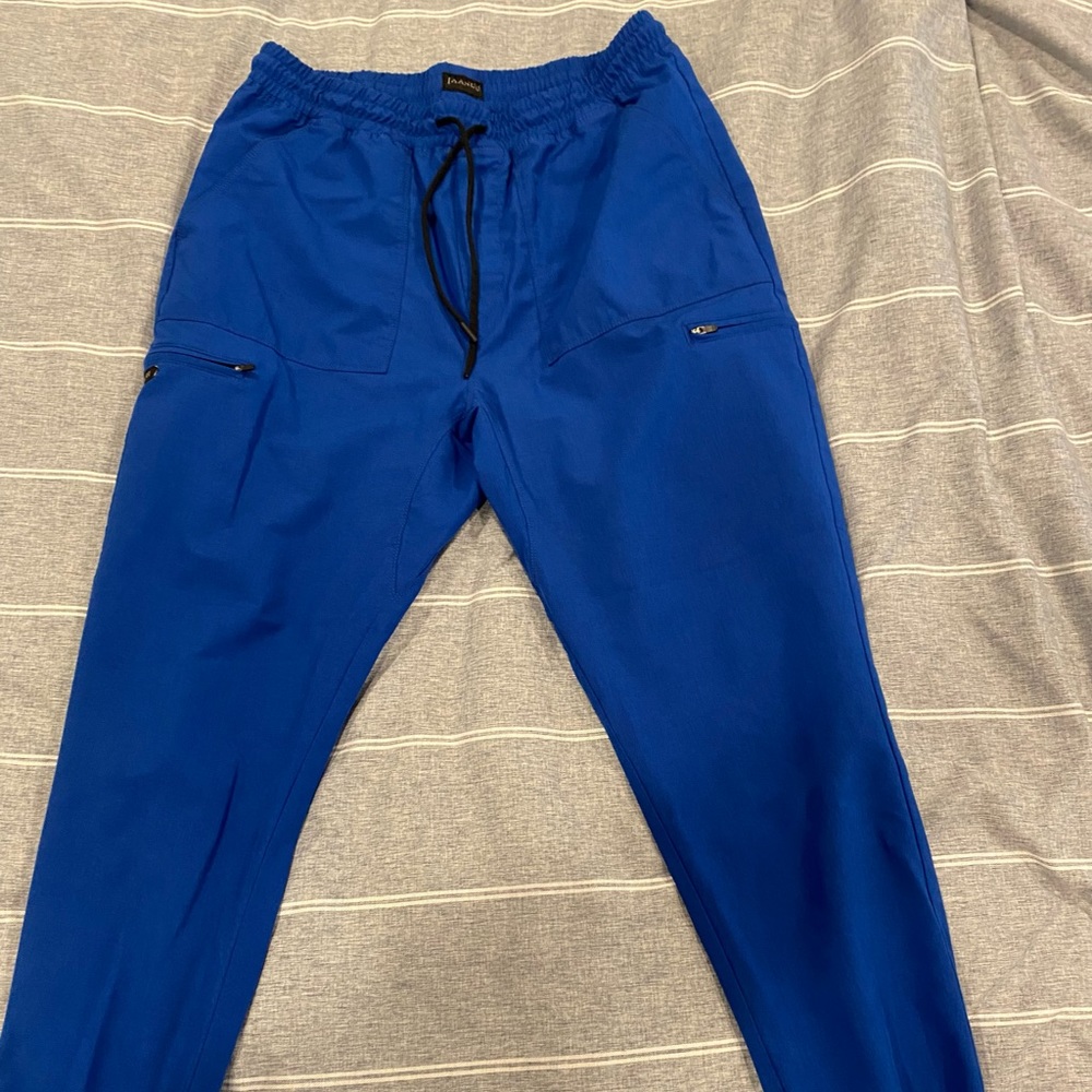 Men’s Jaanuu jogger scrub pants